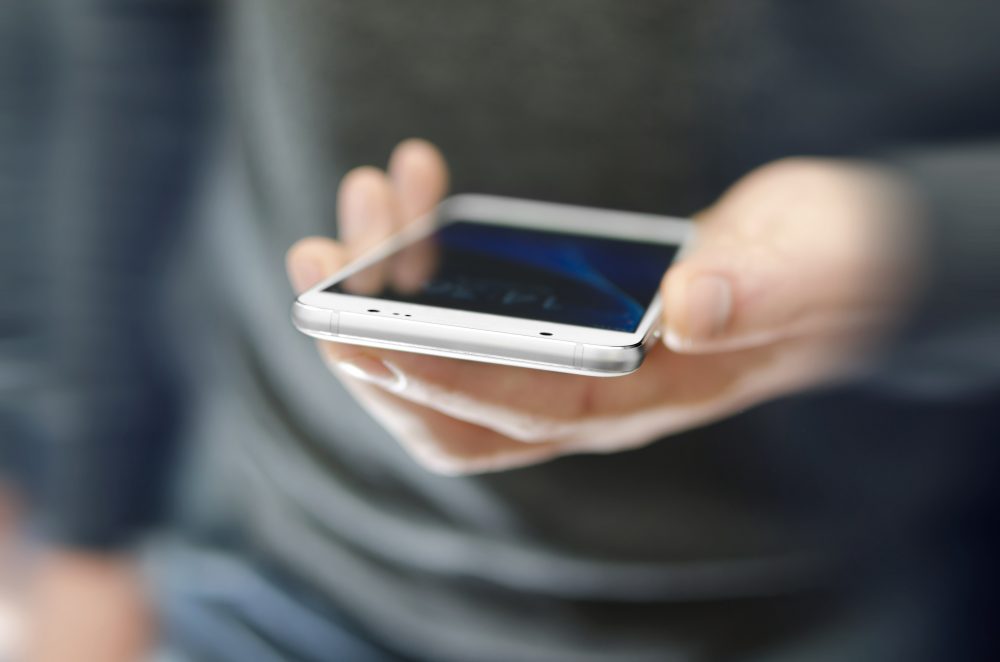 法人携帯にiPhoneを導入するメリット・デメリット